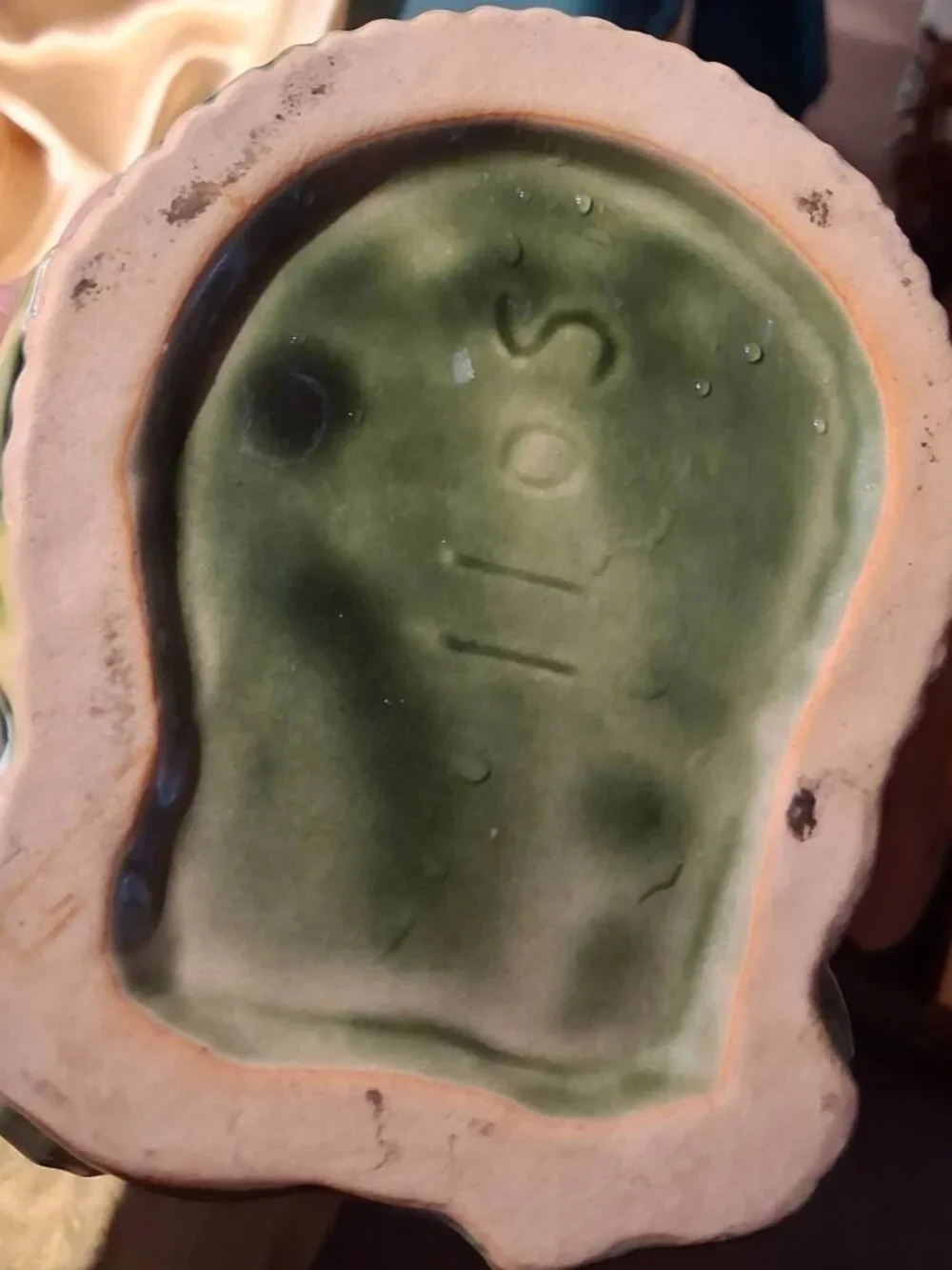 Vintage mid-century/1970s majolica-style ceramic elephant planter in dark green